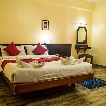 Hotel Meera Ποκάρα Εξωτερικό φωτογραφία