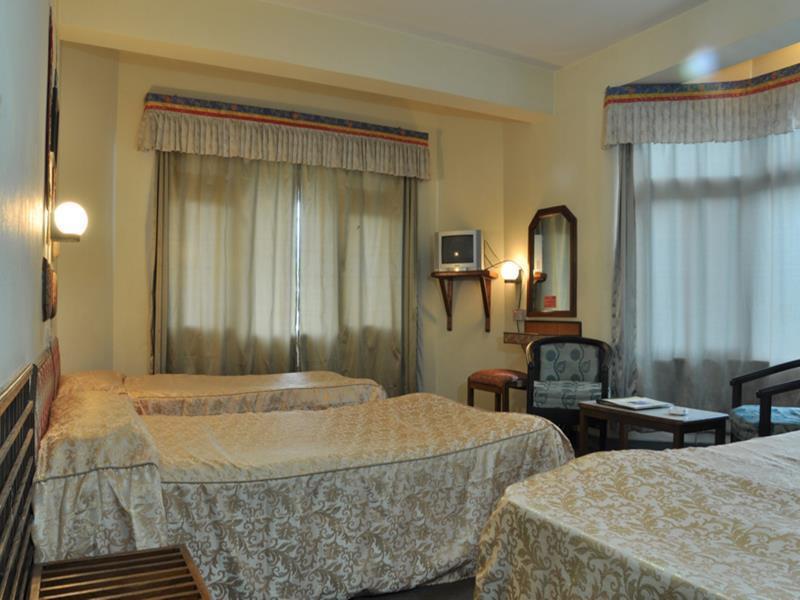 Hotel Meera Ποκάρα Εξωτερικό φωτογραφία