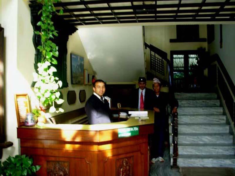 Hotel Meera Ποκάρα Εξωτερικό φωτογραφία
