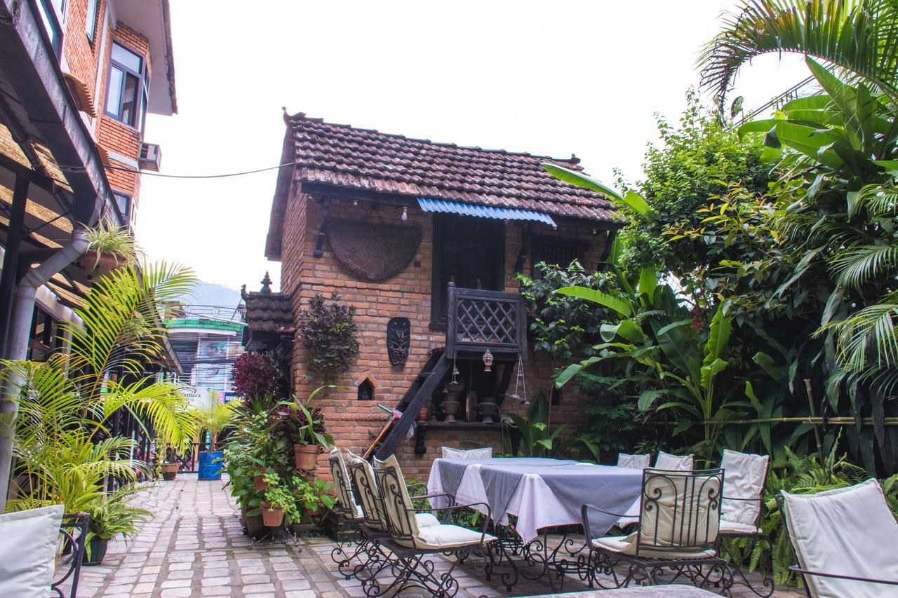 Hotel Meera Ποκάρα Εξωτερικό φωτογραφία