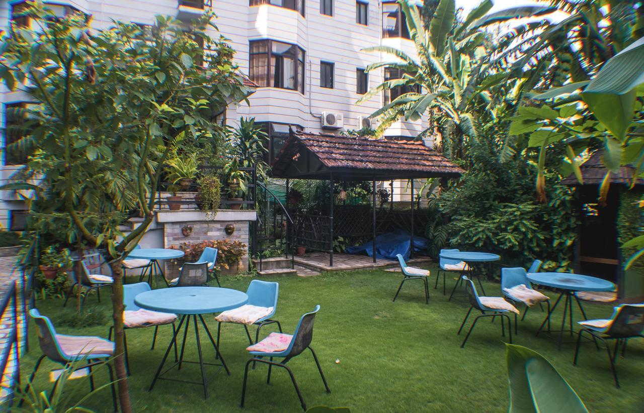 Hotel Meera Ποκάρα Εξωτερικό φωτογραφία