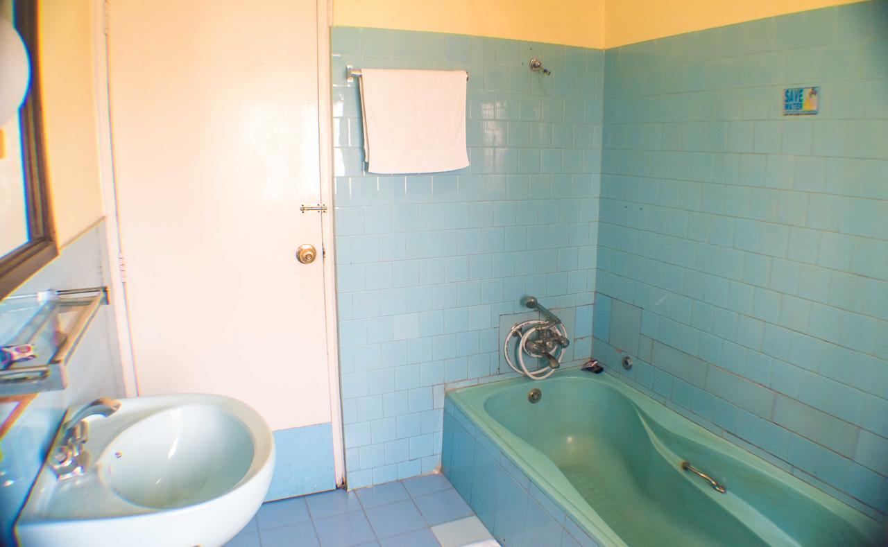 Hotel Meera Ποκάρα Εξωτερικό φωτογραφία